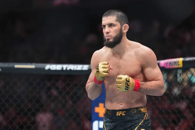 Top 5 UFC Fighters Dominating in 2025​